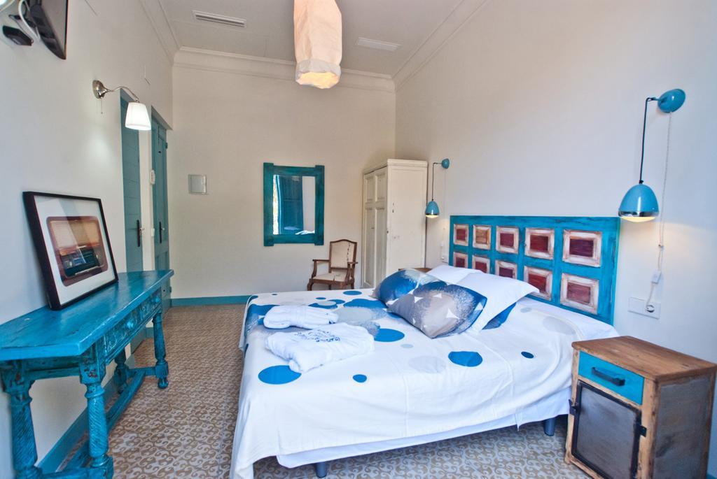 Hotel Hostal Chic Sant Feliu de Guíxols Chambre photo