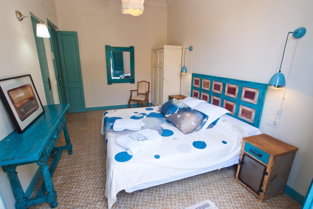 Hotel Hostal Chic Sant Feliu de Guíxols Chambre photo